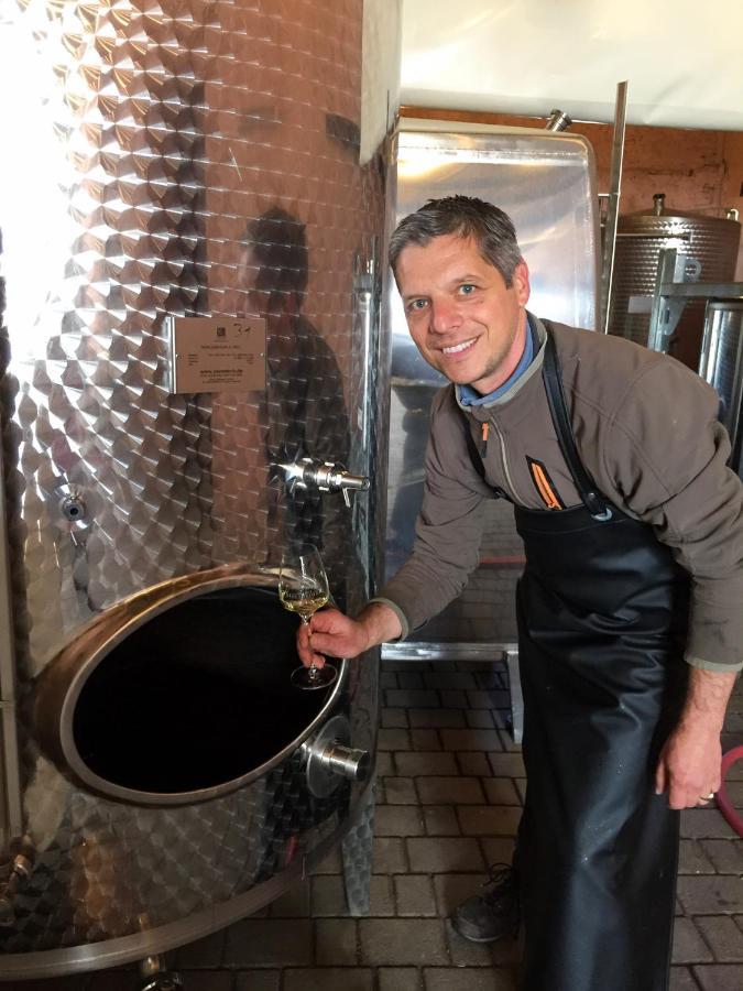 Wohnen Auf Dem Weingut - Klein Und Fein - Wengertssube Apartment Maring-Noviand Bagian luar foto